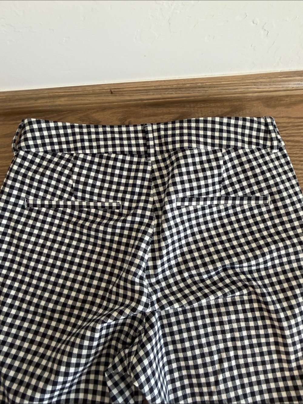 Old Navy High-Rise Pixie Black & White Gingham Pants - Picture 4 of 11